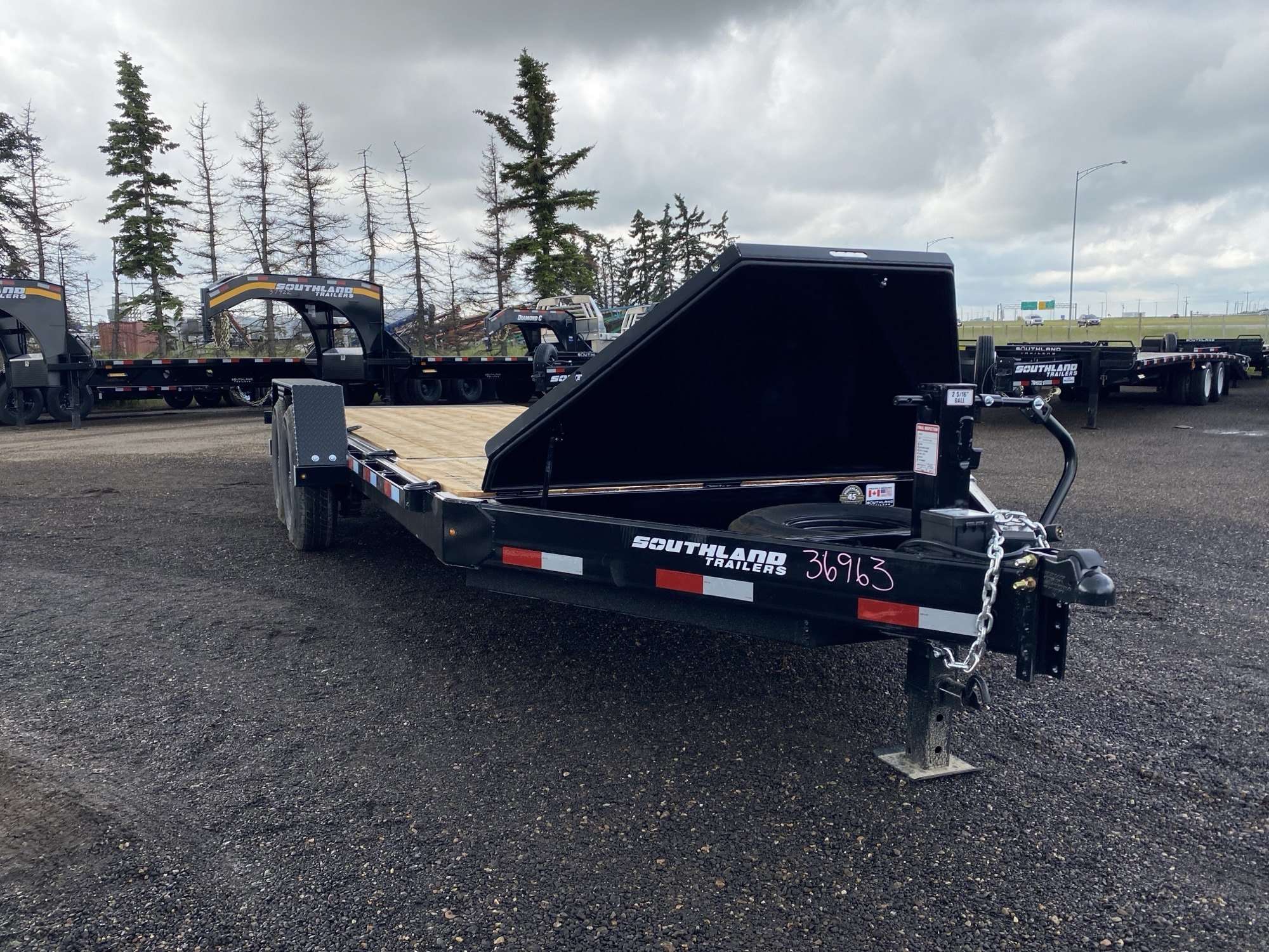 2026 Southland LBAT8- 20' Tilt Deck Trailer