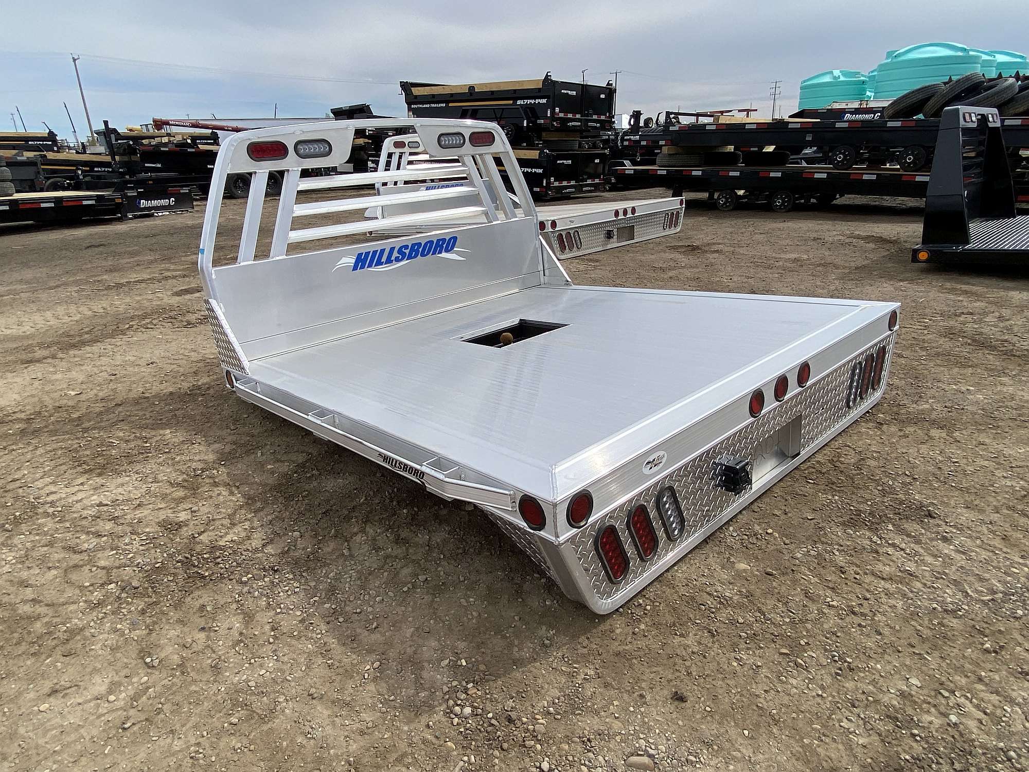 Hillsboro 2000 Series 7'x7' Aluminum Truck Deck